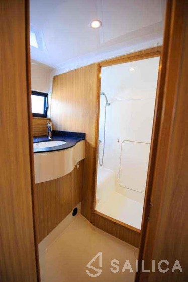 Le Boat Mystique - Yacht Charter Sailica
