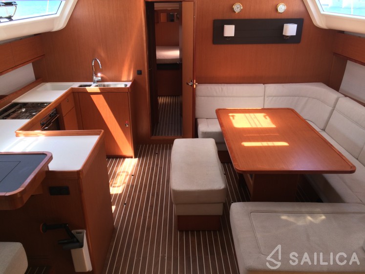 Bavaria 51 Cruiser - Yacht Charter Sailica