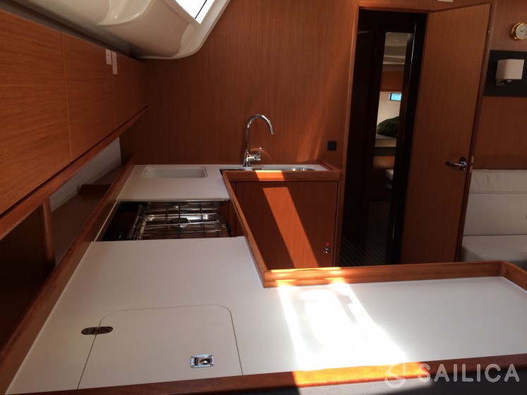 Bavaria 51 Cruiser - Yacht Charter Sailica