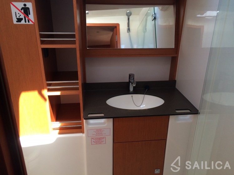 Bavaria 51 Cruiser - Yacht Charter Sailica