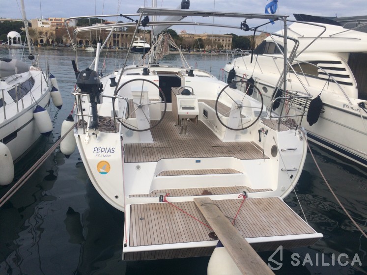 Bavaria 46 Cruiser - Yacht Charter Sailica