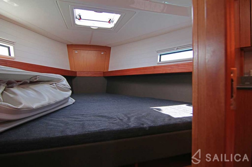 Bavaria 41 Cruiser - Yacht Charter Sailica