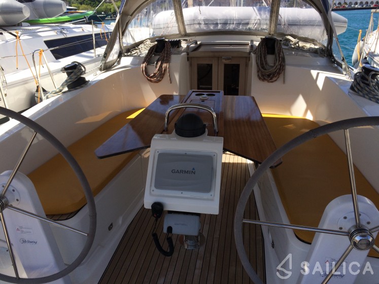 Bavaria 41 Cruiser - Yacht Charter Sailica