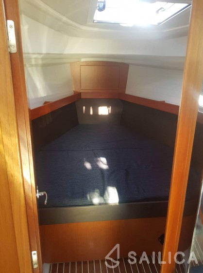 Bavaria 37 Cruiser - Yacht Charter Sailica