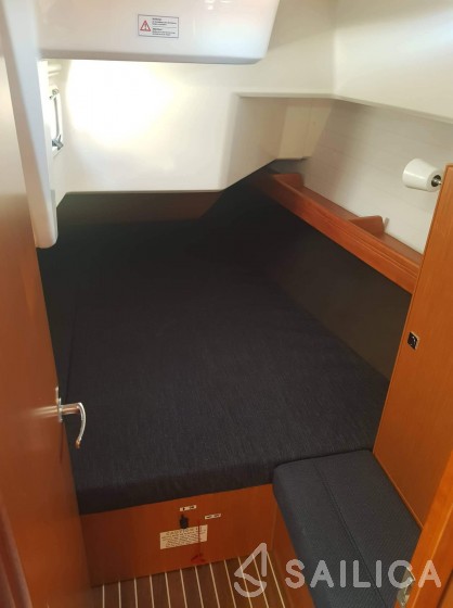 Bavaria 37 Cruiser - Yacht Charter Sailica