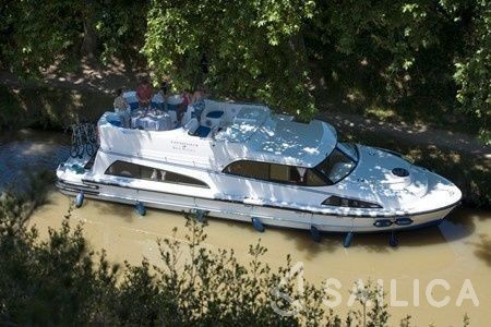Le Boat Royal Mystique A - Yacht Charter Sailica
