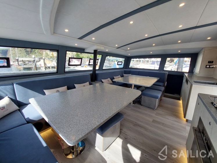 Luna 47 - Yacht Charter Sailica