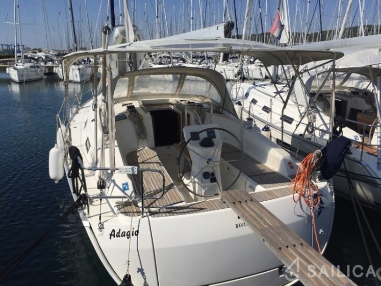 Bavaria Cruiser 36 - Yacht Charter Sailica
