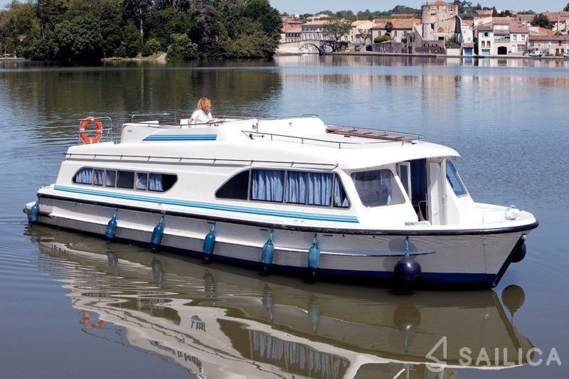 Le Boat Salsa B - Yacht Charter Sailica
