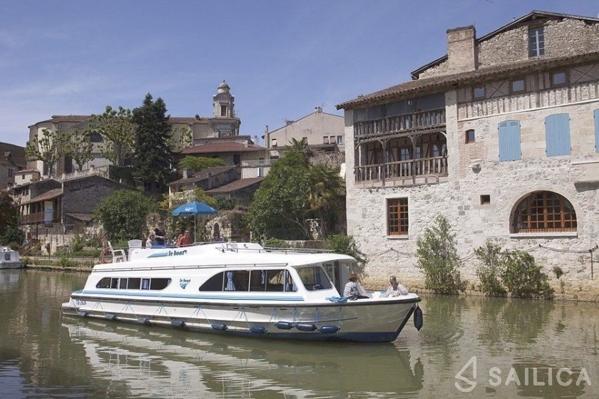 Le Boat Salsa B - Yacht Charter Sailica