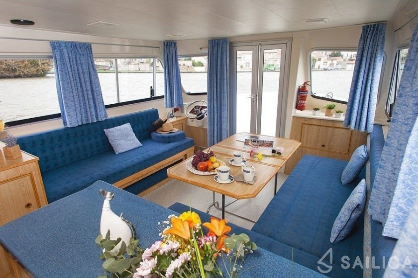 Le Boat Salsa B - Yacht Charter Sailica