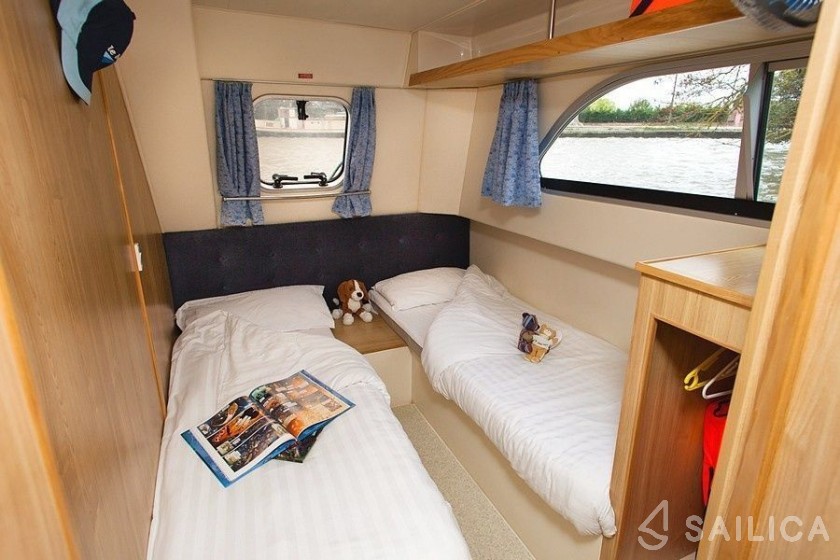 Le Boat Salsa B - Yacht Charter Sailica
