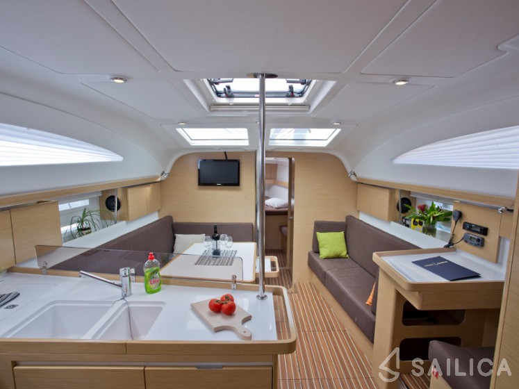 Elan 444 Impression - Yacht Charter Sailica