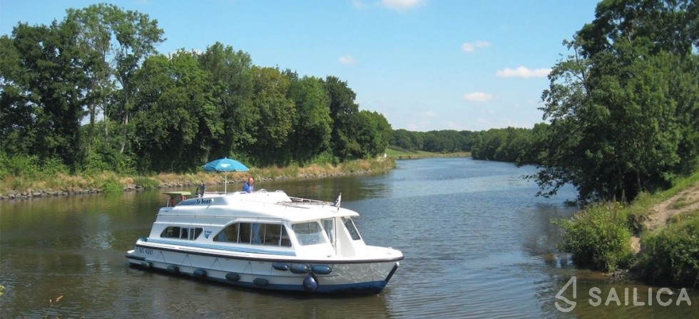 Le Boat Tango - Yacht Charter Sailica
