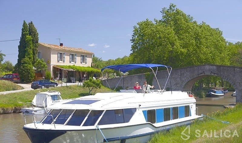 Le Boat Vision 2 - Yacht Charter Sailica