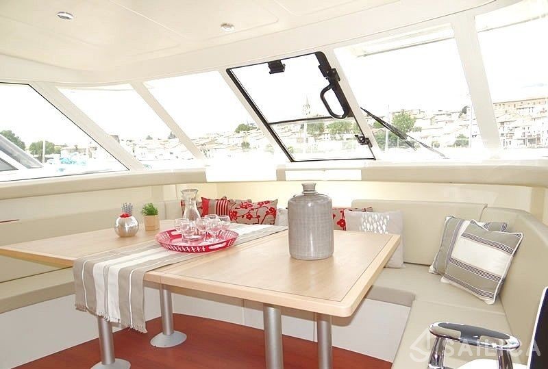 Le Boat Vision 2 - Yacht Charter Sailica