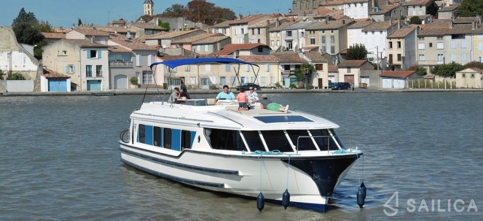 Le Boat Vision 2 - Yacht Charter Sailica
