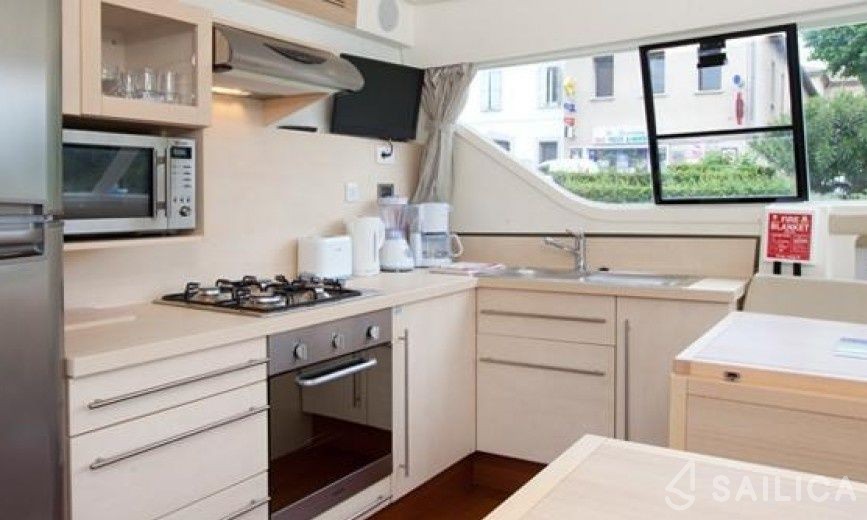 Le Boat Vision 3 - Yacht Charter Sailica