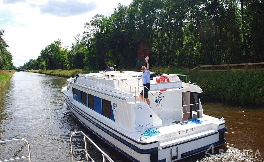 Le Boat Vision 3 - Yacht Charter Sailica