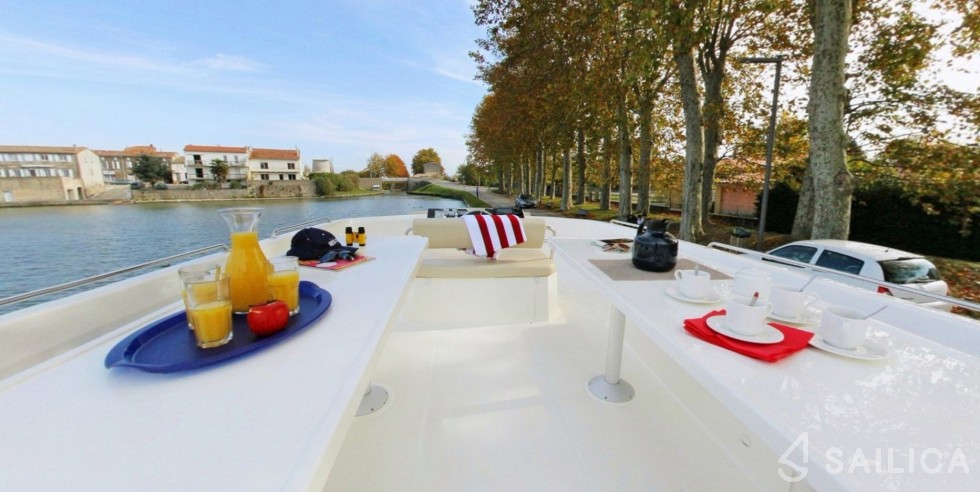 Le Boat Vision 3 - Yacht Charter Sailica