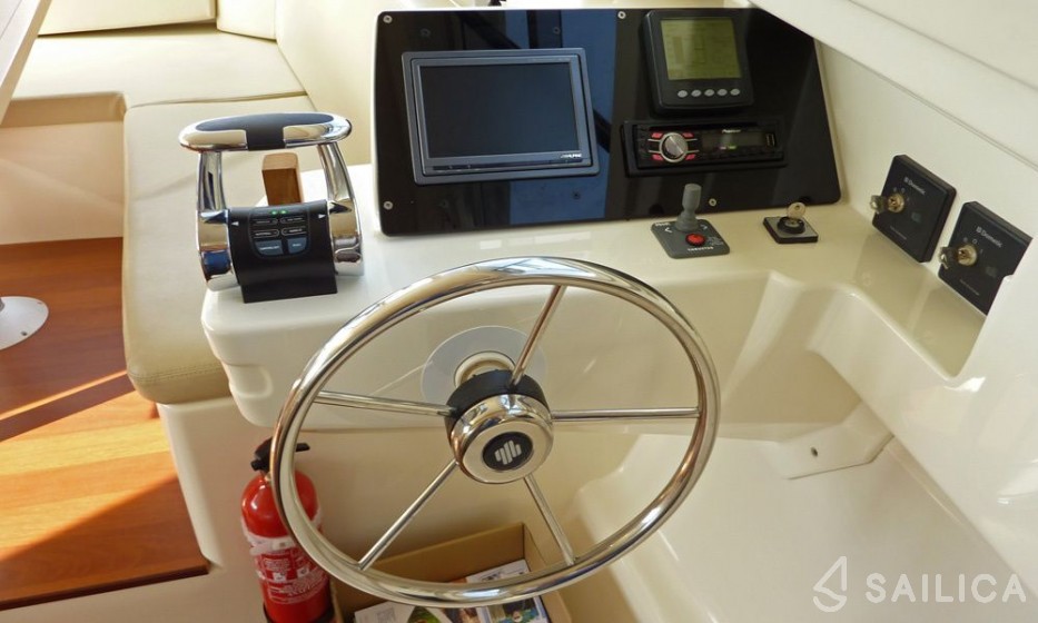 Le Boat Vision 3 - Yacht Charter Sailica