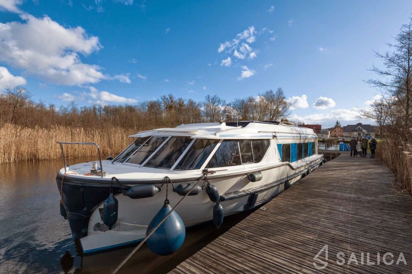 Le Boat Vision 3 - Yacht Charter Sailica