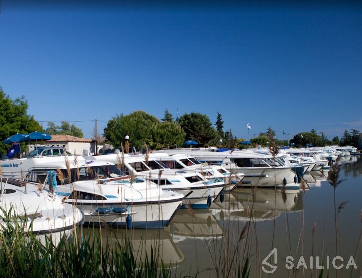 Le Boat Vision 3 - Yacht Charter Sailica
