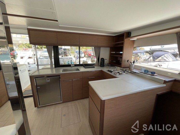 Lagoon 46  - Yacht Charter Sailica