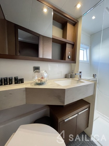 Lagoon 46  - Yacht Charter Sailica