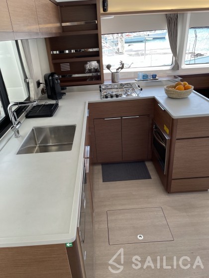 Lagoon 46  - Yacht Charter Sailica