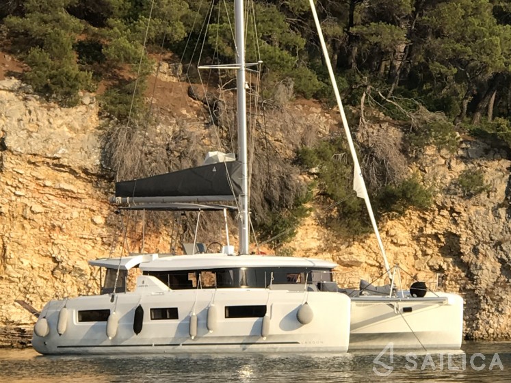 Lagoon 46  - Yacht Charter Sailica