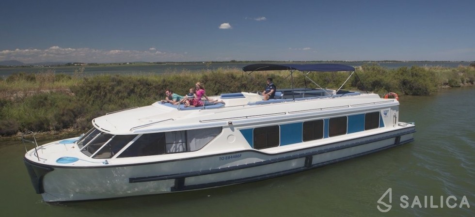 Le Boat Vision 4 - Yacht Charter Sailica