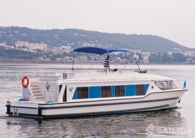 Le Boat Vision 4 - Yacht Charter Sailica