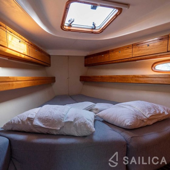 Bavaria 39 Cruiser - Yacht Charter Sailica
