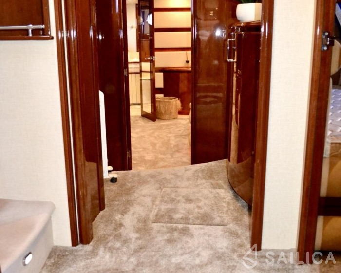 Marquis 69 - Yacht Charter Sailica