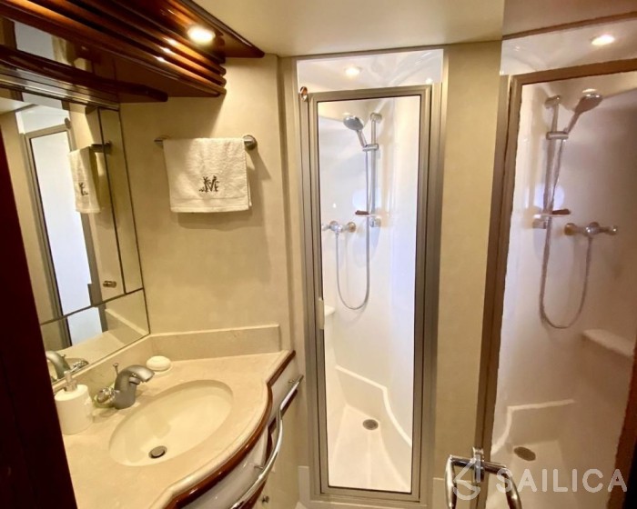 Marquis 69 - Yacht Charter Sailica