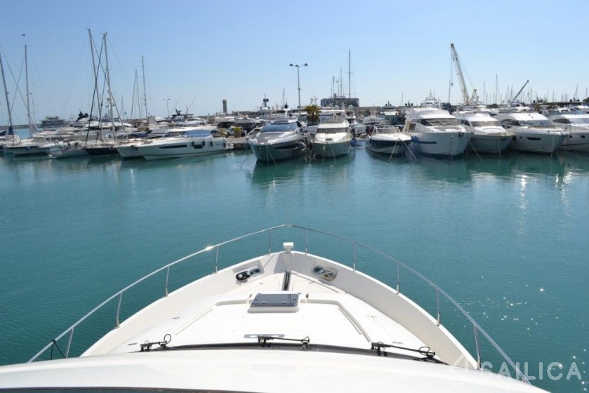 Marquis 69 - Yacht Charter Sailica