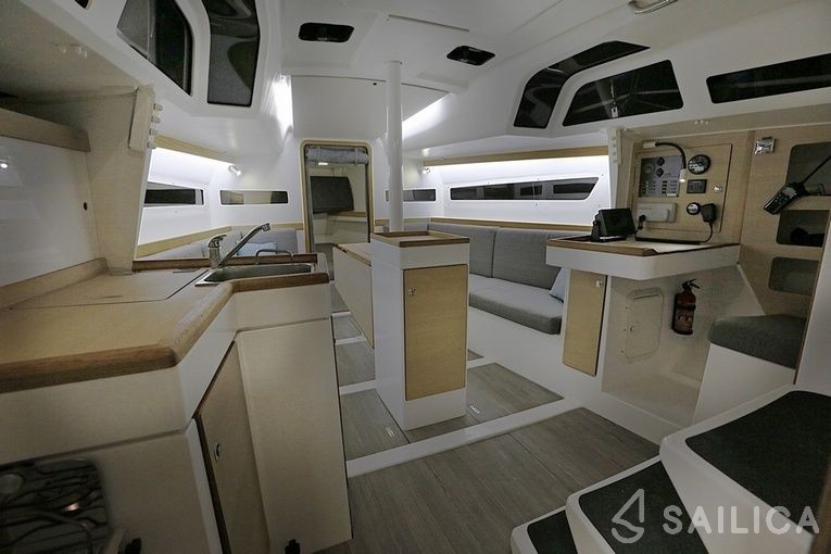 Ofcet 32 sc - Yacht Charter Sailica