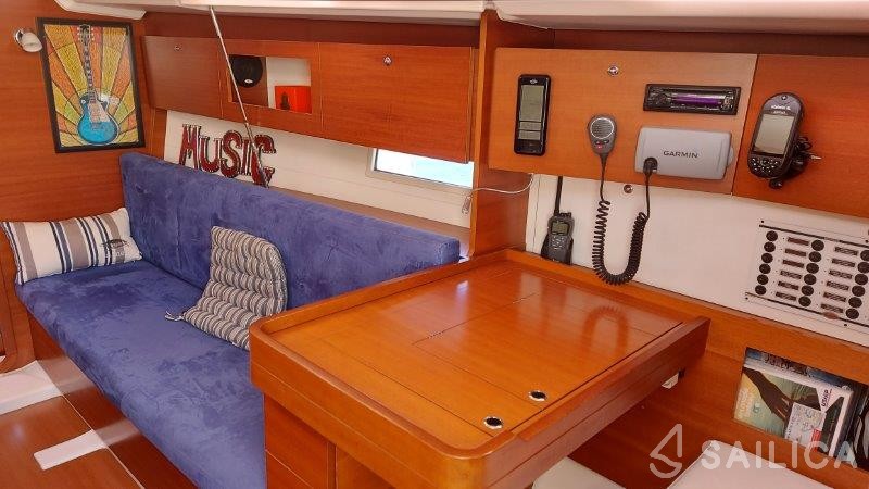 Dufour 335 Grand Large - Yacht Charter Sailica