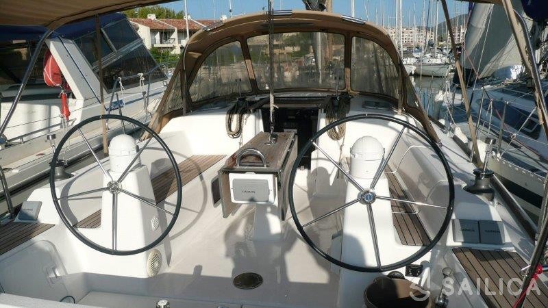 Dufour 335 Grand Large - Yacht Charter Sailica