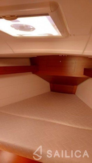 Dufour 335 Grand Large - Yacht Charter Sailica