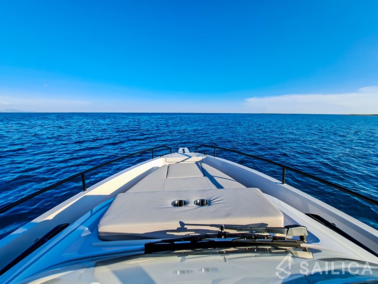 Ryck 280 - Yacht Charter Sailica