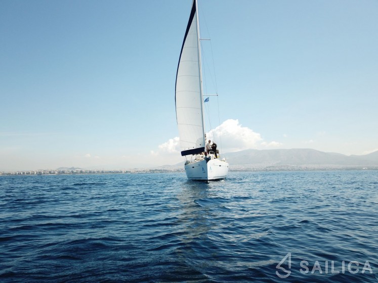 Oceanis 46 - Yacht Charter Sailica