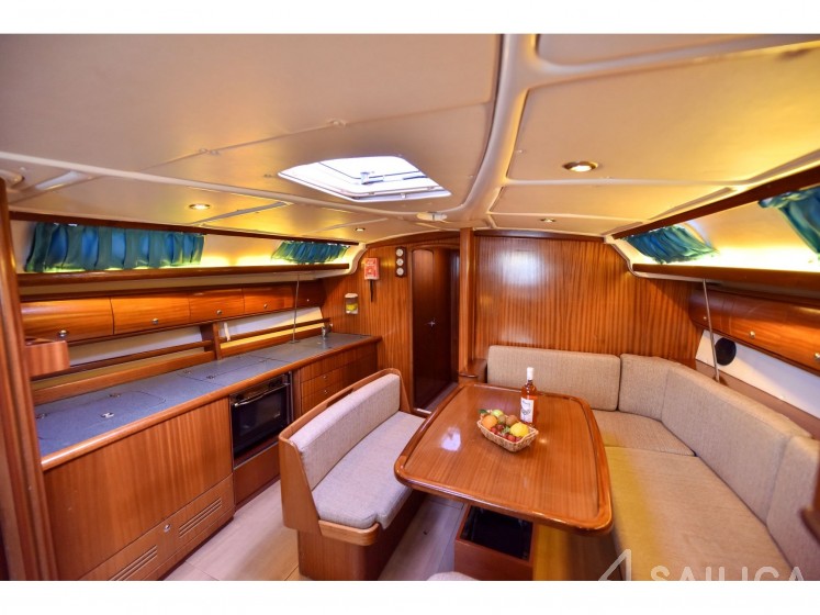 Bavaria 44 - Yacht Charter Sailica