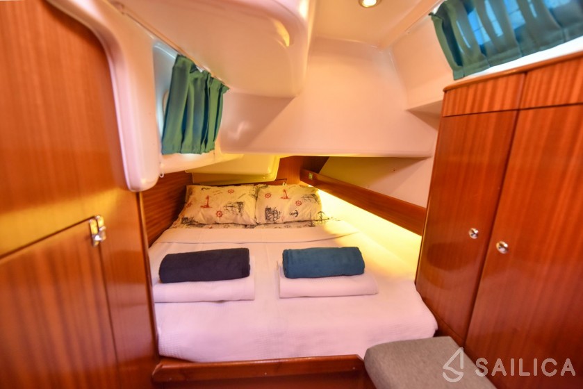 Bavaria 44 - Yacht Charter Sailica