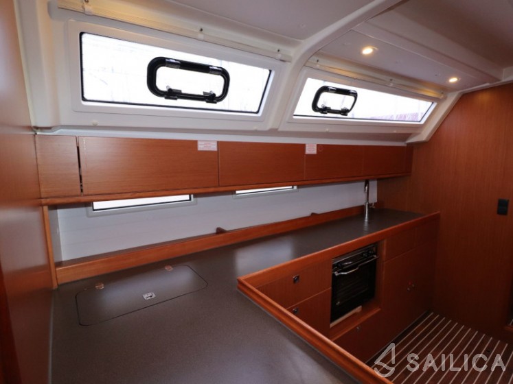 Bavaria 46 - Yacht Charter Sailica