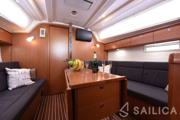 Bavaria 37 Cruiser - Yacht Charter Sailica