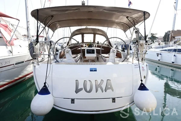 Bavaria 37 Cruiser - Yacht Charter Sailica
