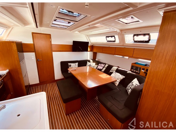 Bavaria Cruiser 46 Style - Yacht Charter Sailica