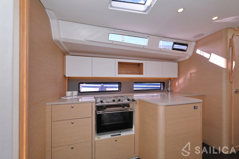 Dufour 41 - Yacht Charter Sailica